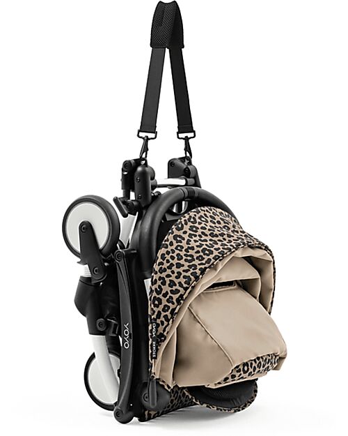 Stokke Passeggino YOYO3 Telaio Bianco e Seduta Leopard - Dai 6 Mesi Passeggini Leggeri