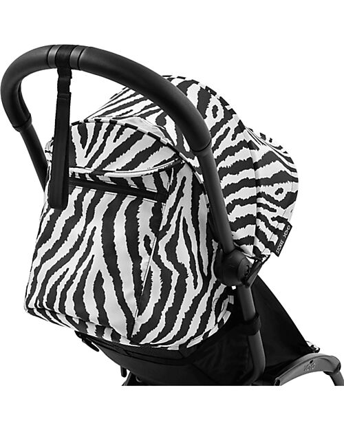Stokke Passeggino YOYO3 Telaio Bianco e Seduta Zebra - Dai 6 Mesi Passeggini Leggeri