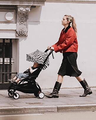 Stokke Passeggino YOYO3 Telaio Bianco e Seduta Zebra - Dai 6 Mesi Passeggini Leggeri