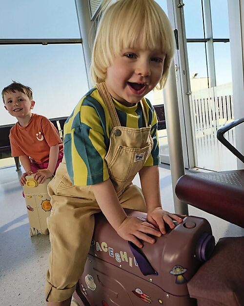 Stokke Set Viaggio JetKids Valigia Cavalcabile + Zaino Espandibile - Hazy Lilac Borse da Viaggio