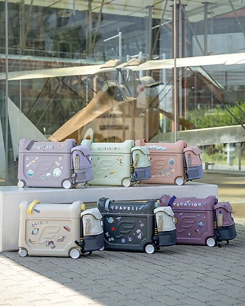Stokke Set Viaggio JetKids Valigia Cavalcabile + Zaino Espandibile - Hazy Lilac Borse da Viaggio