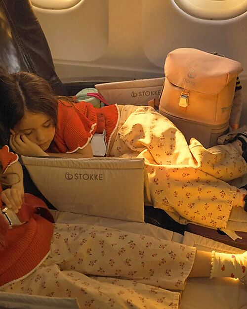 Stokke Set Viaggio JetKids Valigia Cavalcabile + Zaino Espandibile - Moonglow White Borse da Viaggio