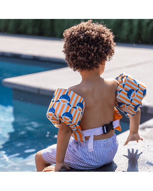 Swim Essentials Salvagente per Bambini - Righe - Squali - Adatto da 2 a 6 Anni Giochi da Spiaggia