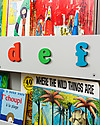 Tidy Books Libreria Montessoriana Frontale per Bambini in Legno - Lettere 3D - Grigio Chiaro Lettere Minuscole Librerie Montessoriane