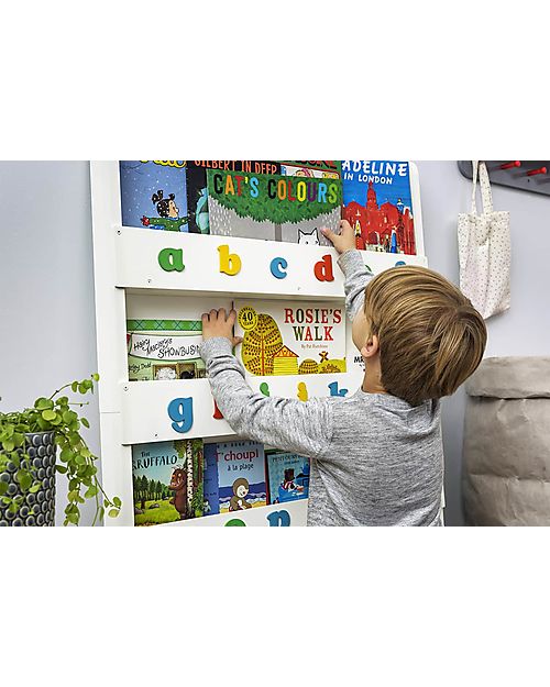 Tidy Books Libreria Montessoriana Frontale per Bambini in Legno - Soft White - Lettere 3D Minuscole Colorate Librerie Montessoriane