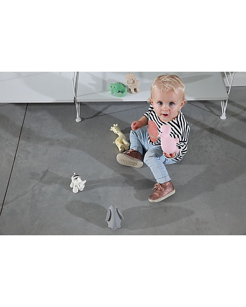 Tikiri 3-in-1 Sonaglio Ippopotamo, Massaggiagengive, Gioco da Bagno, My First Zoo - Confezione Regalo - 100% Caucciù Naturale Giochi Bagno