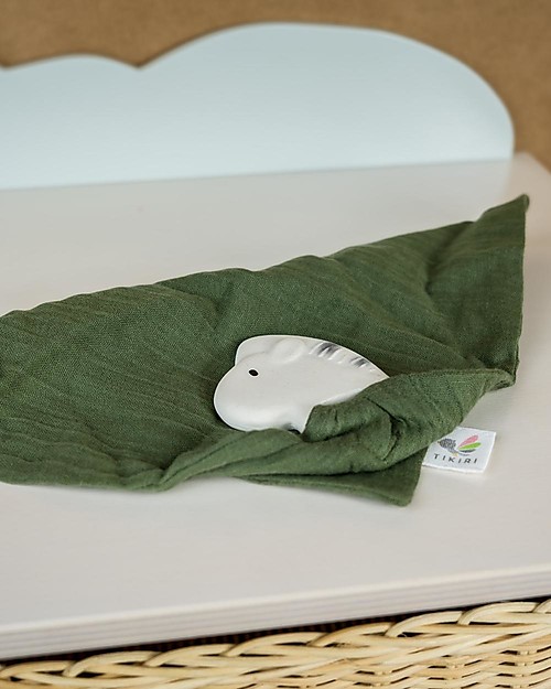 Tikiri DouDou Massaggiagengive Zebra - Verde Oliva -Caucciù Naturale e Cotone Bio Doudou