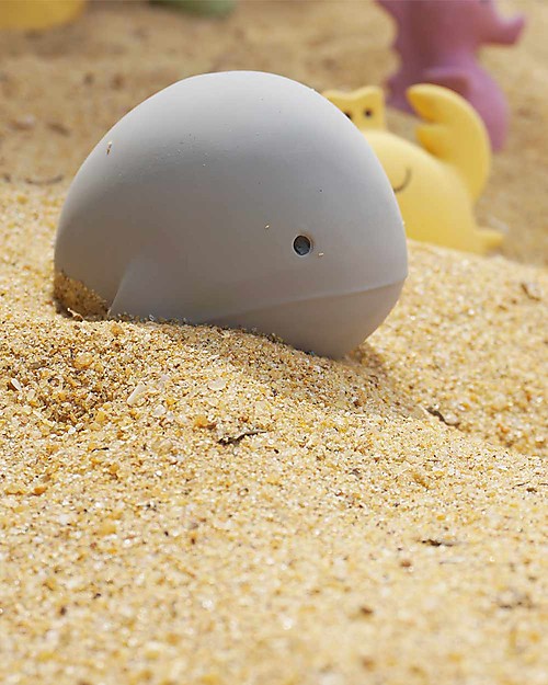 Tikiri Ocean Buddies - Balena - 3-in-1 Sonaglio, Massaggiagengive, Gioco da Bagno - 100% Caucciù Naturale Giochi Bagno