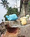 Tikiri Ocean Buddies - Delfino - 3-in-1 Sonaglio, Massaggiagengive, Gioco da Bagno - 100% Caucciù Naturale Giochi Bagno