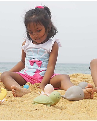 Tikiri Ocean Buddies - Tartaruga - 3-in-1 Sonaglio, Massaggiagengive, Gioco da Bagno - 100% Caucciù Naturale Giochi Bagno