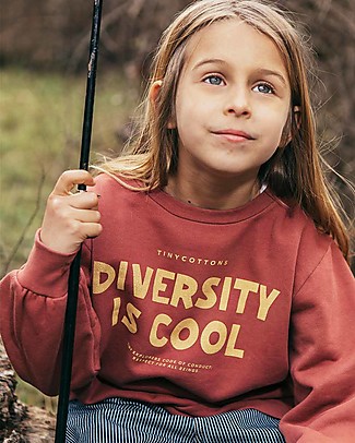 Tiny Cottons Felpa a Maniche Lunghe - Diversity is Cool - Prugna - 100% Felpa di Cotone Bio Felpe
