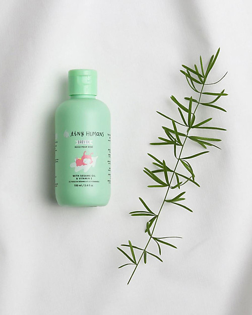 Tiny Humans Baby Olio Corpo Massaggio, Vitamina E e Olio di Sesamo - 100 ml Creme ed Olii Baby