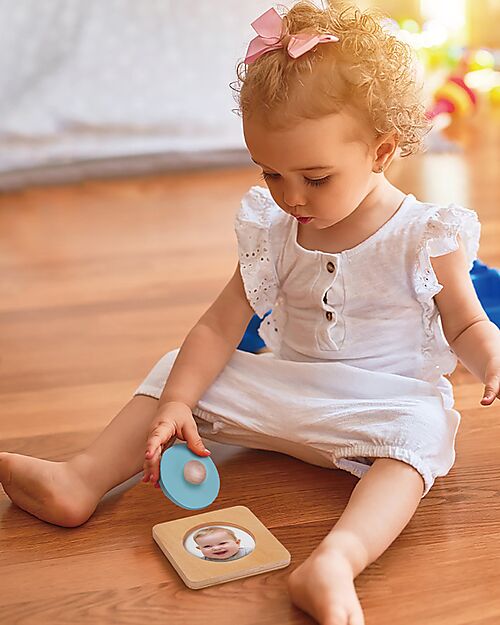 Tooky Toy Scatola Educativa Multisensoriale - 22 Pezzi - 32,5 x 27 x 14 cm - 6m+ Giochi Sensoriali_