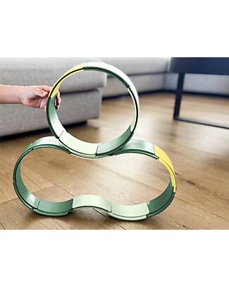 Waytoplay Arches - Set Creativo - 18 Pezzi - Plastica Riciclata - per Giochi Open-Ended Macchine e Trenini  in Legno