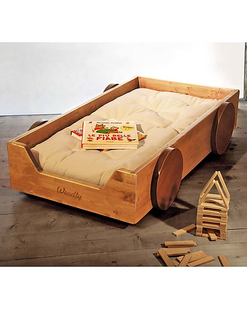 Woodly Lettino Montessoriano con Ruote BIG Giunzioni Invisibili - Abete Mordenzato Miele - Made in Italy Letti Montessoriani