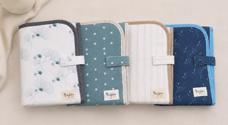 Fasciatoi da viaggio Family Nation nelle quattro fantasie della Firenze Travel Collection