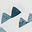 Set Hello World, Cappellino + Swaddle, Triangoli Blu, 120 x 120 cm - Bambù Set Hello World, Cappellino + Swaddle, Triangoli Blu, 120 x 120 cm - Bambù